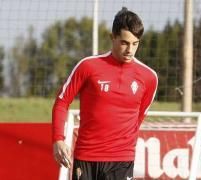 Carlos Cordero en un entrenamiento con el primer equipo