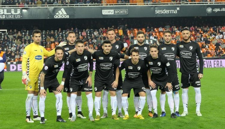 Once del CD Ebro el pasado martes en Mestalla