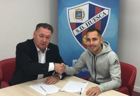 OFICIAL | Ferreiro renueva hasta 2021