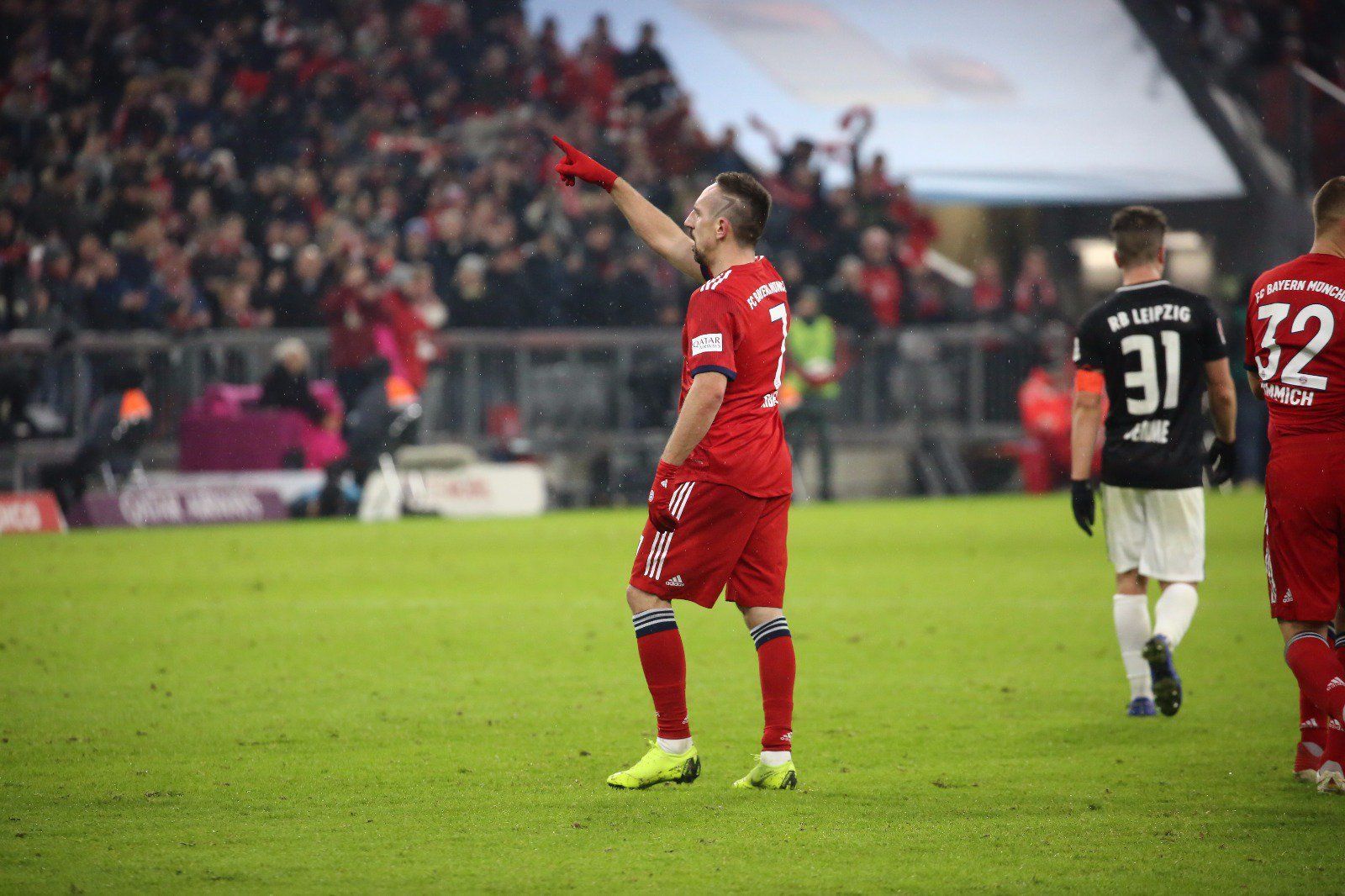 Ribéry tras anotar su gol. Vía: fcbayern.com