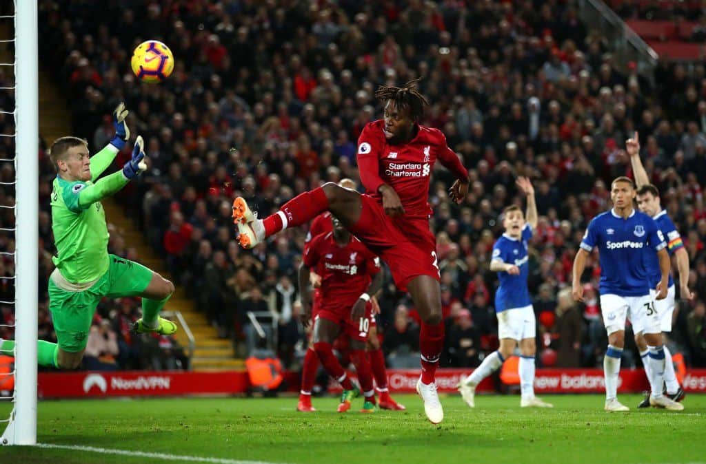 Origi anota el gol del triunfo