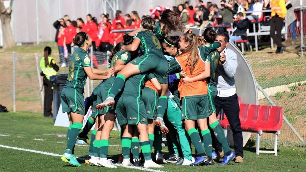 Celebración del segundo gol bético el pasado domingo. / Real Betis Féminas