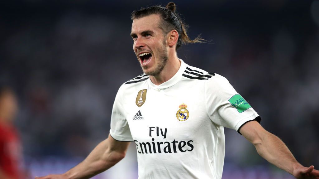 ABU DHABI, UNITED ARAB EMIRATES - DECEMBER 19: Gareth Bale of Real Madrid celebrates scoring their second goal during the FIFA Club World Cup semi-final match between Kashima Antlers and Real Madrid at Zayed Sports City Stadium on December 19, 2018 in Abu Dhabi, United Arab Emirates. (Photo by Francois Nel/Getty Images)