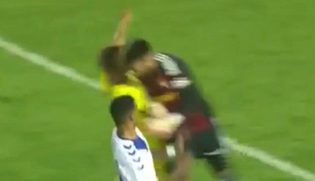 Este es el escalofriante choque con Davil Gil que ha provocó la grave lesión. (Fuente: Cádiz CF)