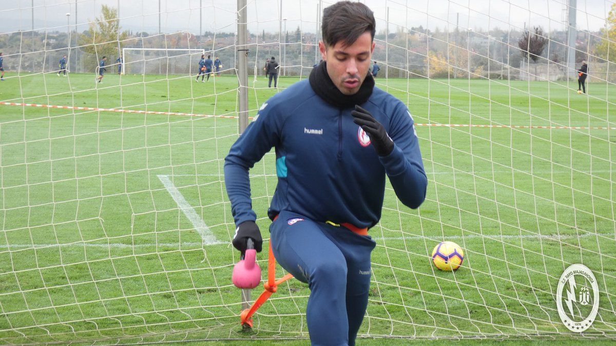 Álvaro Bustos, nuevo jugador del Pontevedra