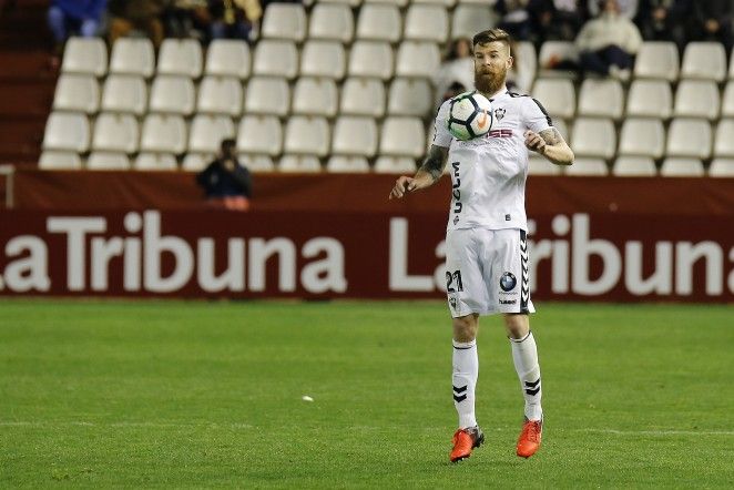 Chus Herrero vistiendo la elástica del Albacete. Fuente: Albacete Balompié