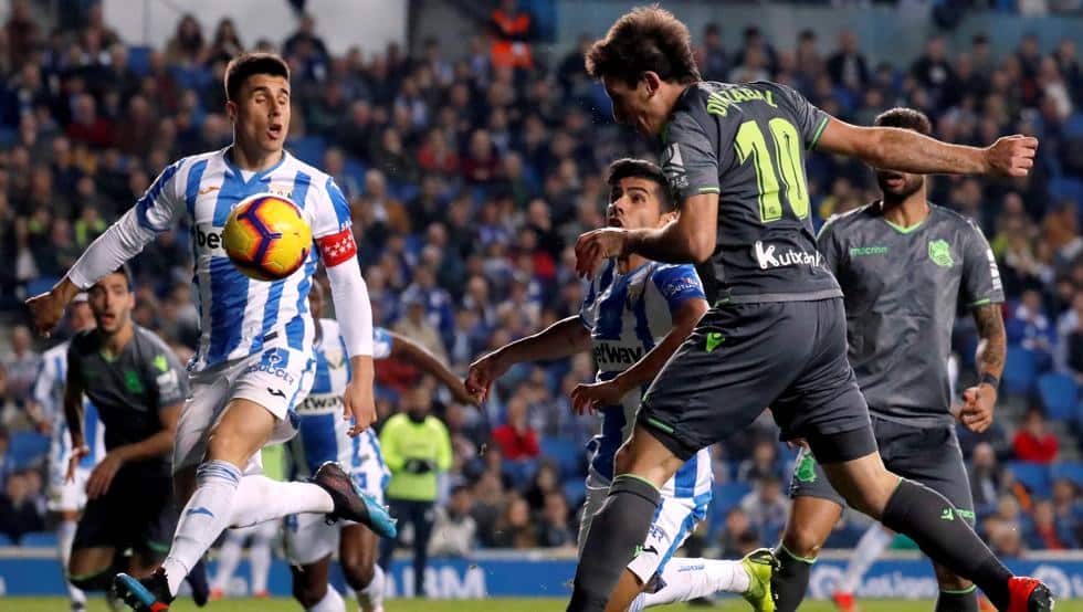 Oyarzabal marcando el 1-0 | @MundoDeportivo