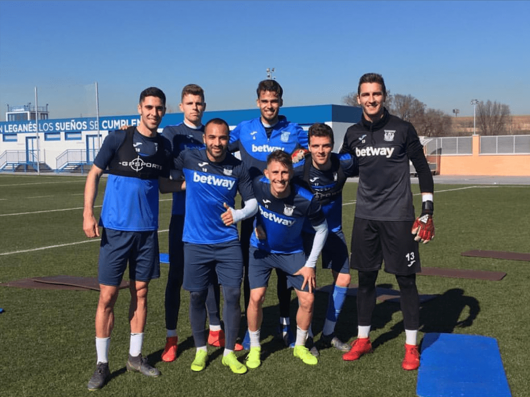 Szymanowski en el entrenamiento del pasado lunes junto a sus compañeros | @CDLeganes