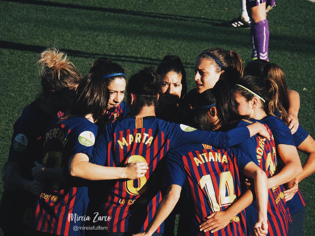 Las azulgrana celebrando uno de sus goles en la tarde de ayer. Fuente: Mireia Zarco, grada3.