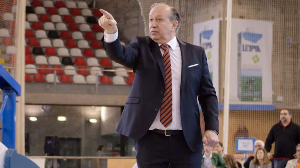 Tito Díaz en su etapa en Leyma Basquet Coruña. Imagen Diario Marca.