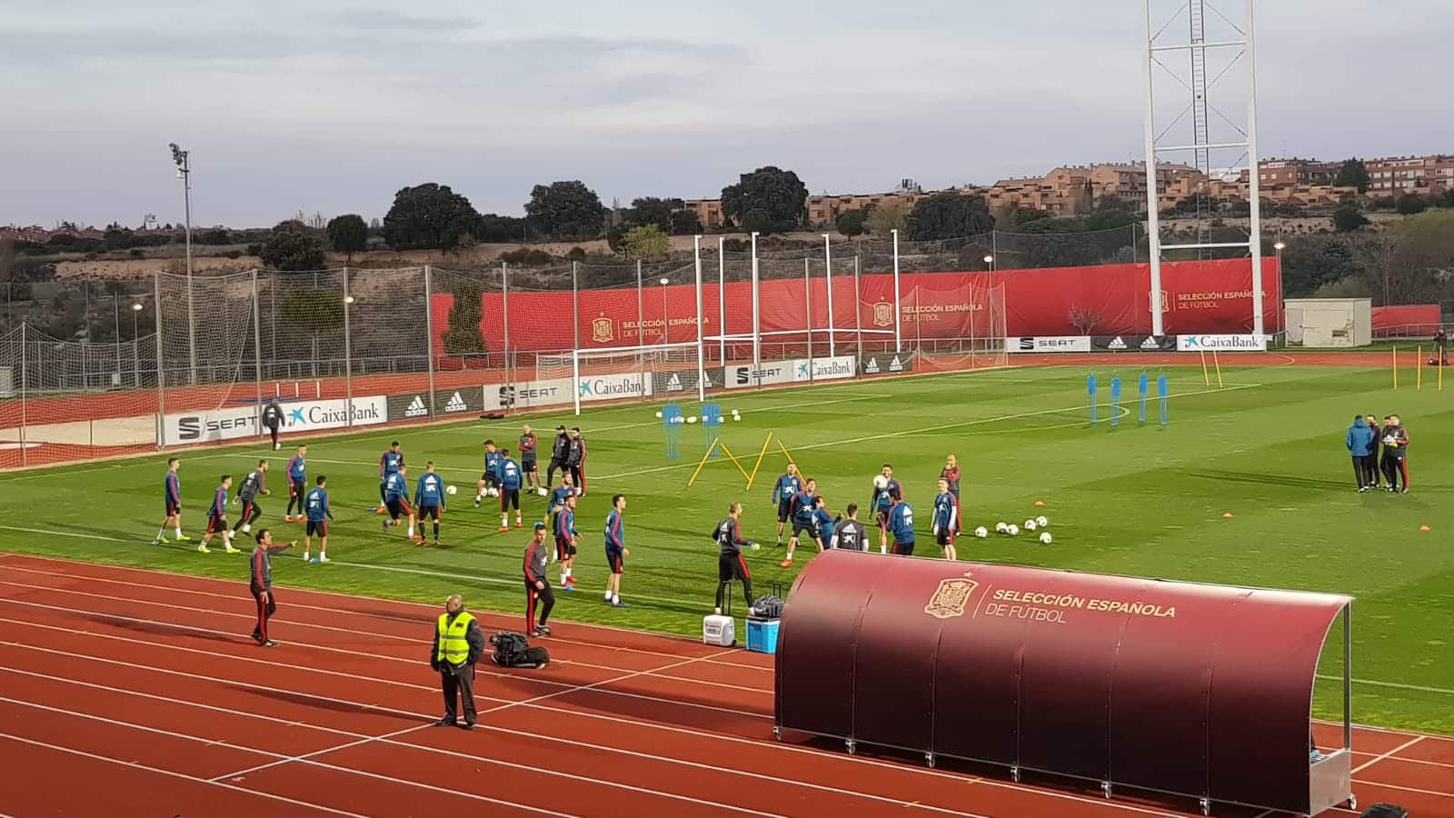 España realiza su primer entrenamiento del 2019