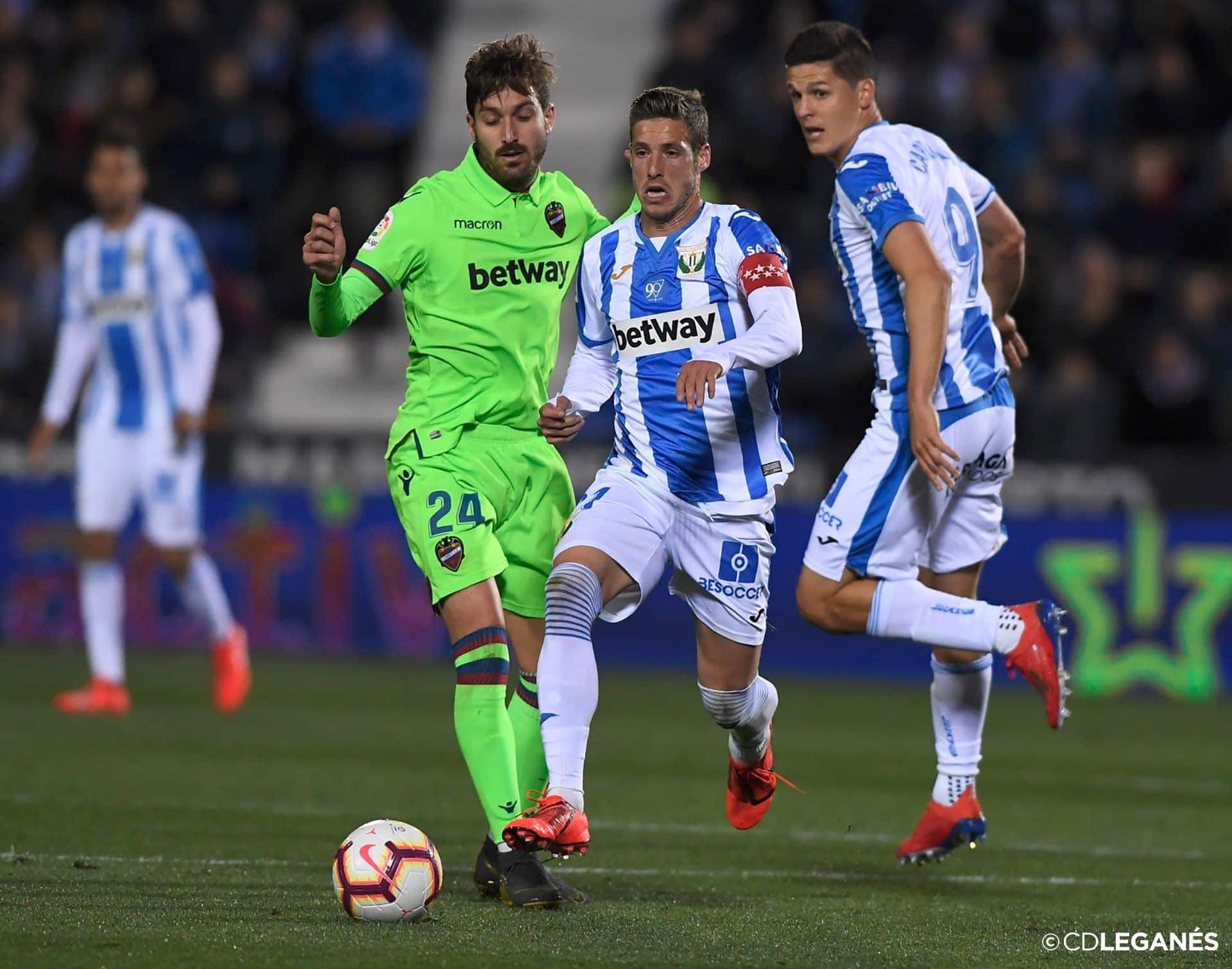 Lance del encuentro entre el CD Leganés y el Levante UD en Butarque (Foto: CD Leganés)