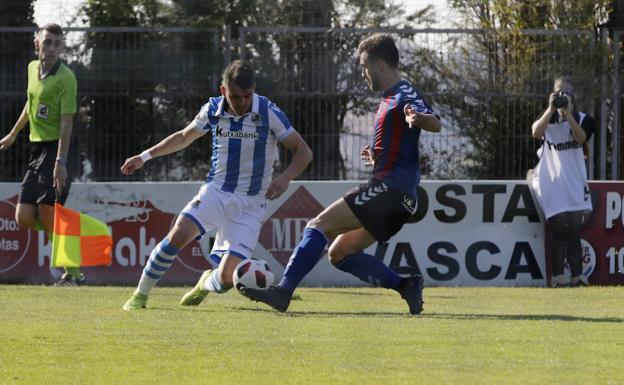 Lance del encuentro disputado en Sarriena