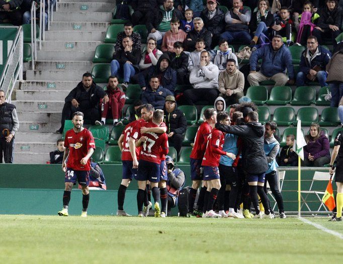 Los "rojillos" celebran la remontada en Elche