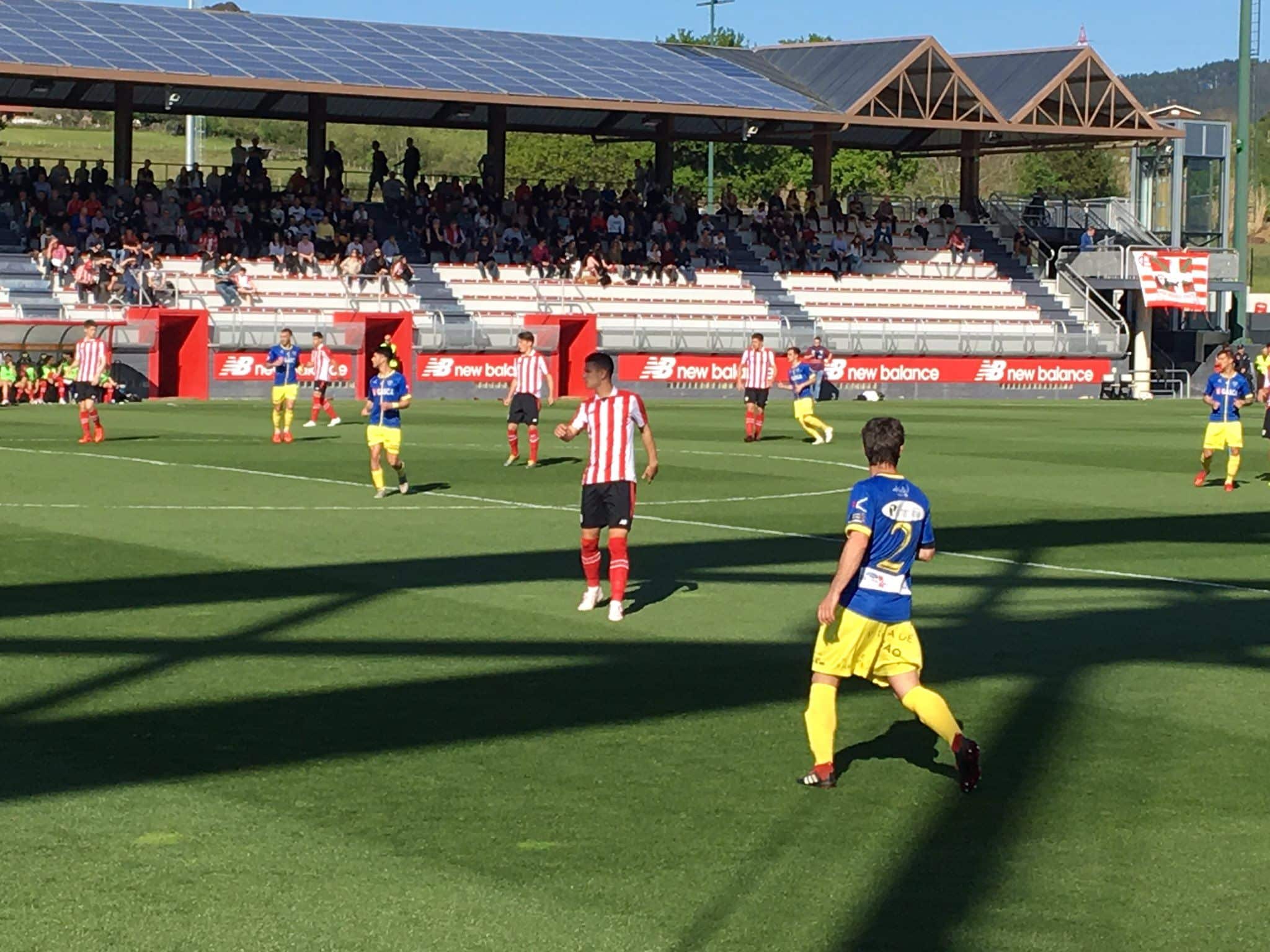 Lance del encuentro en Lezama (Foto: Barakaldo CF)