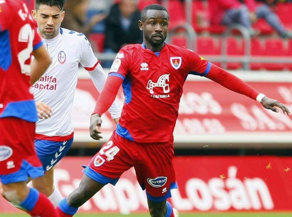 Diamanka en un partido esta temporada con el Numancia