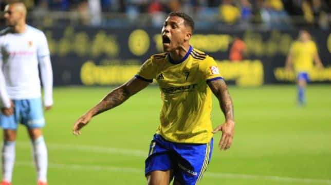 Machís celebrando su gol al Zaragoza (Fuente: Cádiz CF)