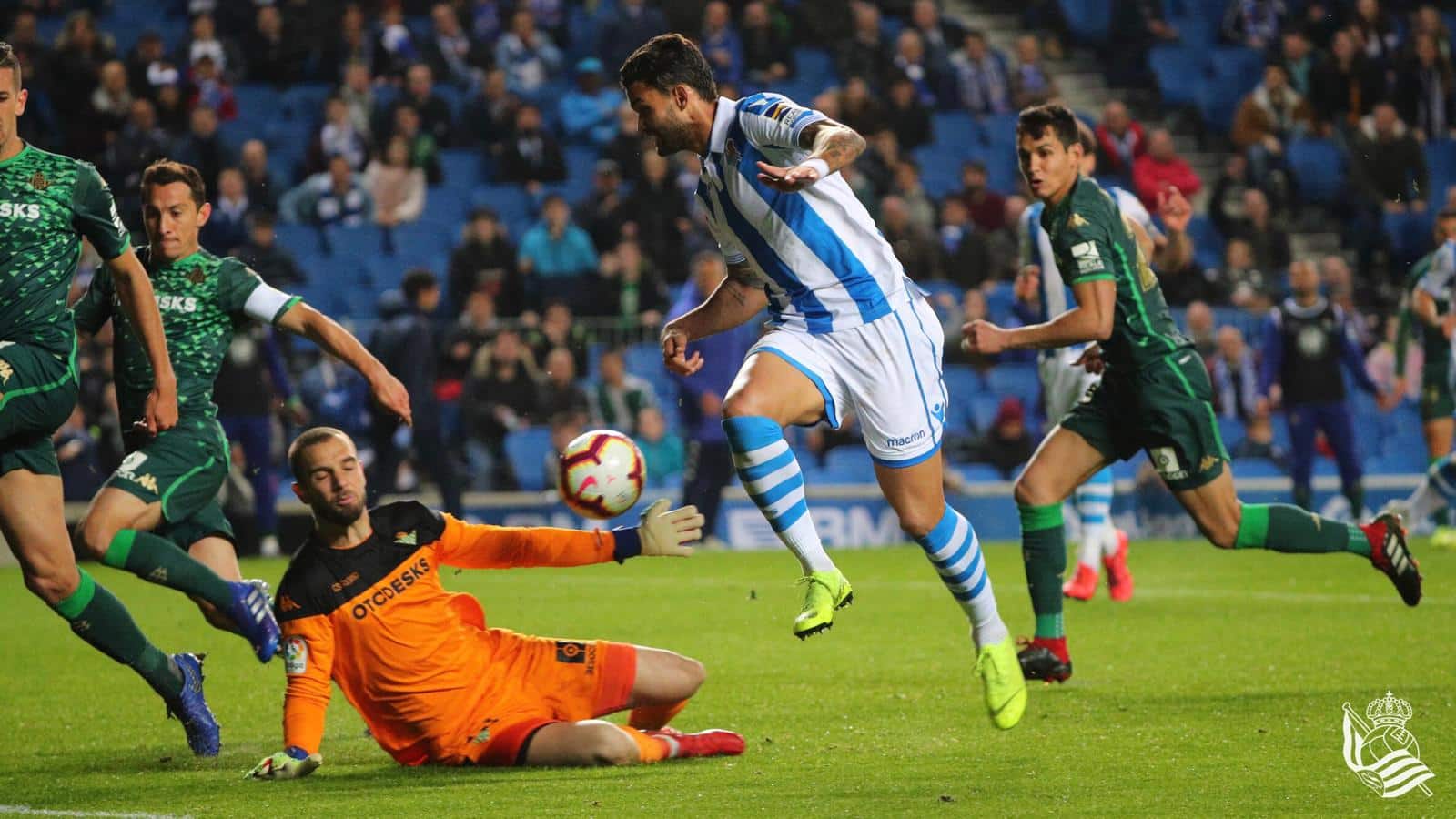 Pau López en un partido frente a la Real Sociedad