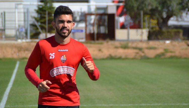 Adrià Arjona durante un entrenamiento del CF Reus. | Foto: Adrià Arjona