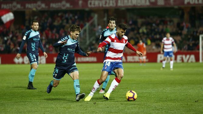 Fede Vico en un partido con el Granada (Foto: Granada Hoy)