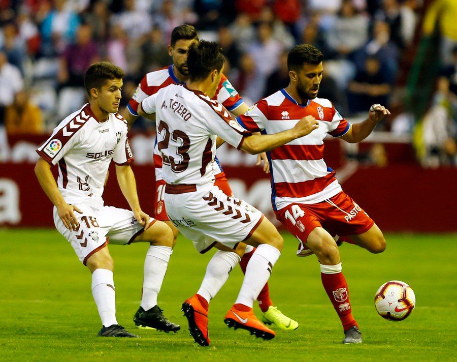 imagen: @GranadaCdeF