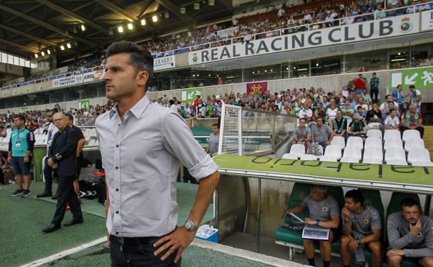 Iván Ania en su etapa en el Racing de Santander