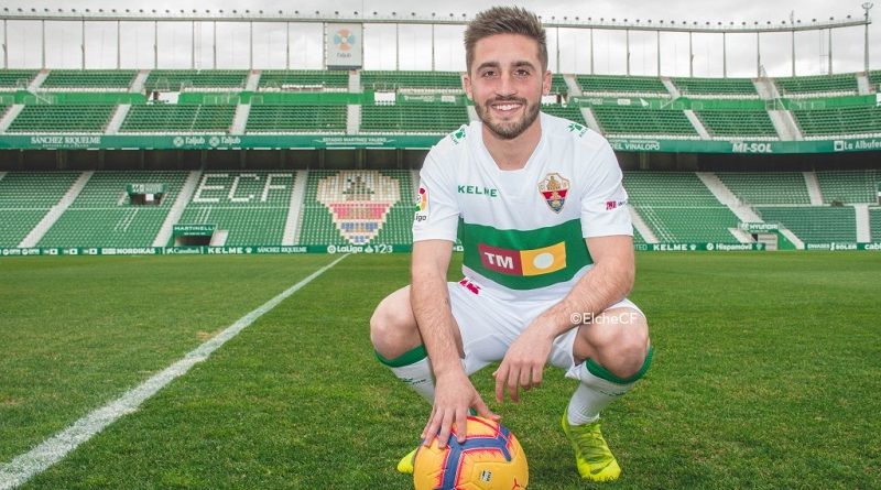 Nacho Gil durante su presentación el pasado verano | Imagen: Elche CF