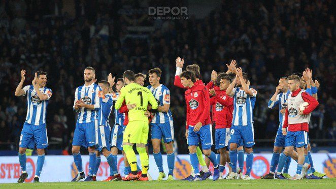 La plantilla blanquiazul en el Riazor | Imagen: Deportivo de La Coruña