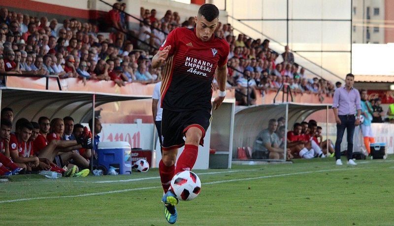 Yanis Rahmani durante un encuentro esta temporada | Imagen: Twitter personal del jugador