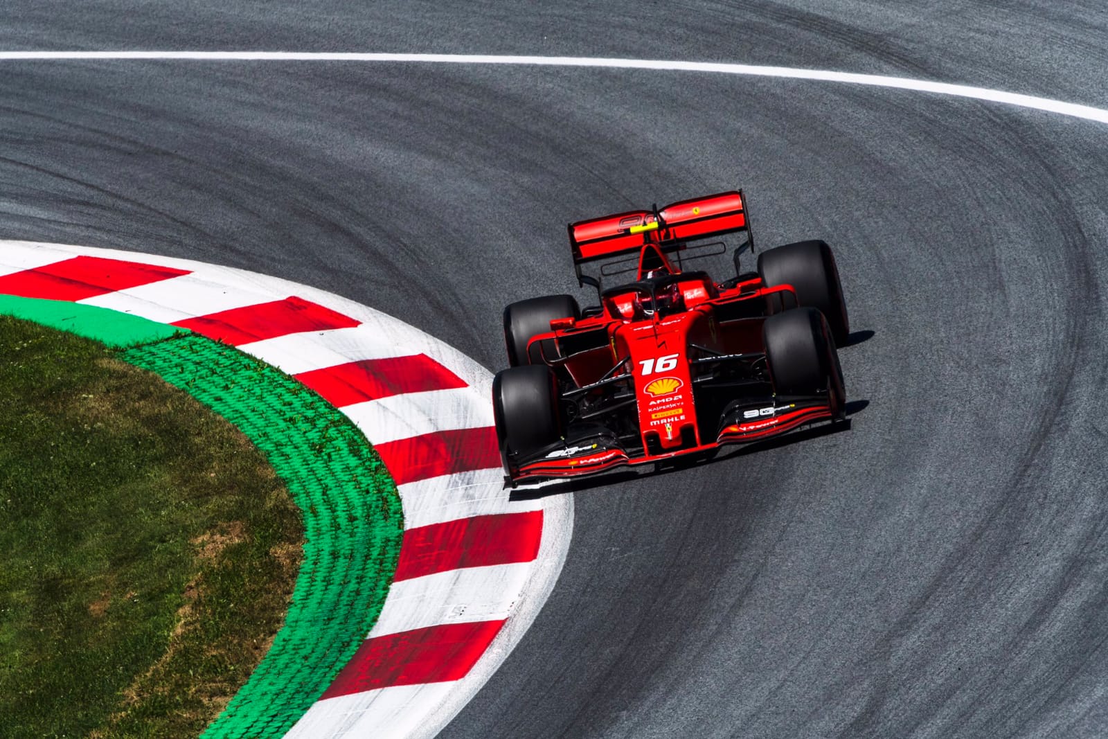 Hoy ha sido el piloto que ha estado un peldaño por encima del resto. // vía Twitter: @ScuderiaFerrari
