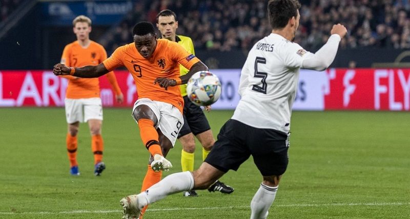 Promes durante un encuentro de su selección frente a Alemania | Imagen: Sevilla FC