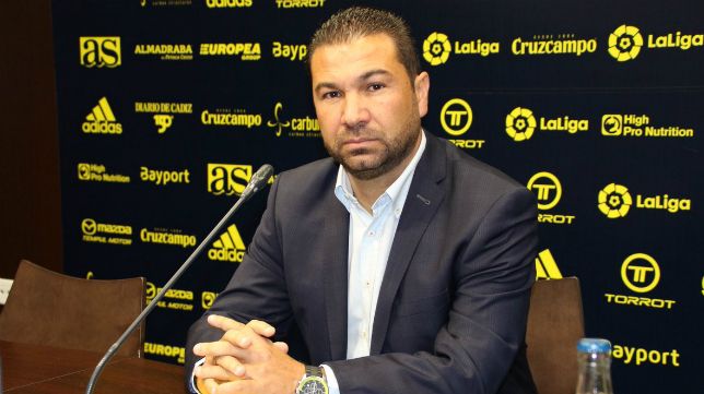 Cordero en sala de prensa del Carranza en una imagen de archivo. (Fuente: Cádiz CF)