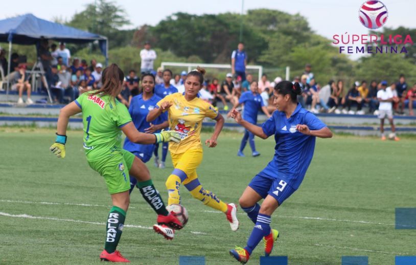Emelec 5-0 Delfín
Foto: @CSEFemenino