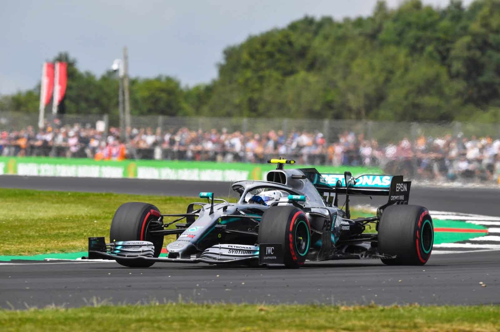 Lidera Mercedes, aunque bastante cerca de sus perseguidores // vía Twitter: @MercedesAMGF1