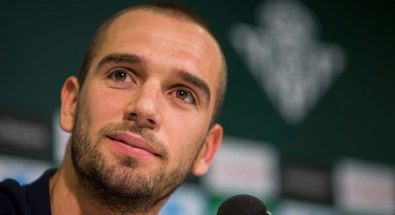 Pau López durante su presentación bética | Imagen: Real Betis