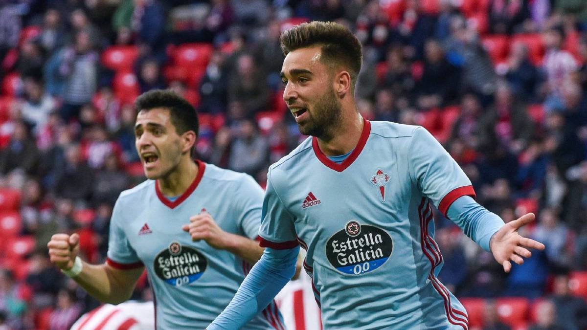 Brais Méndez en un partido con el Celta