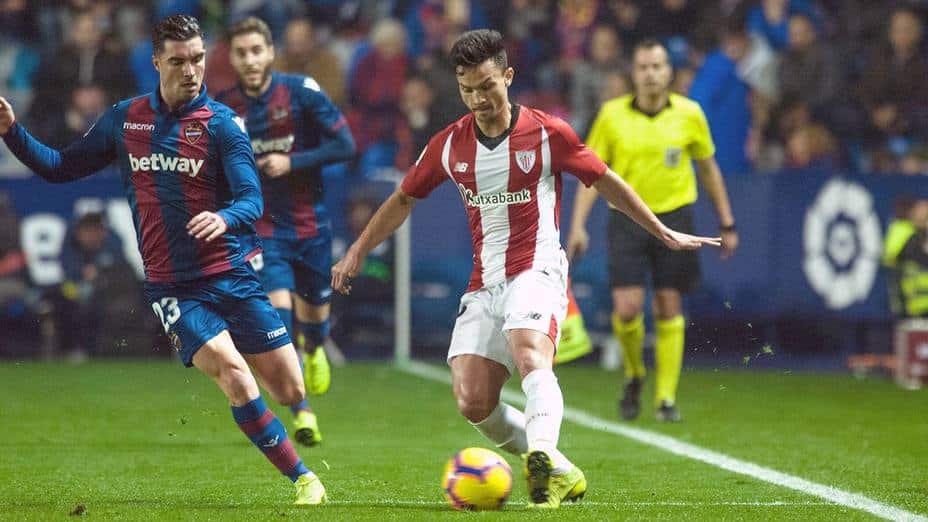 Cristian Ganea en un encuentro con el Athletic Club