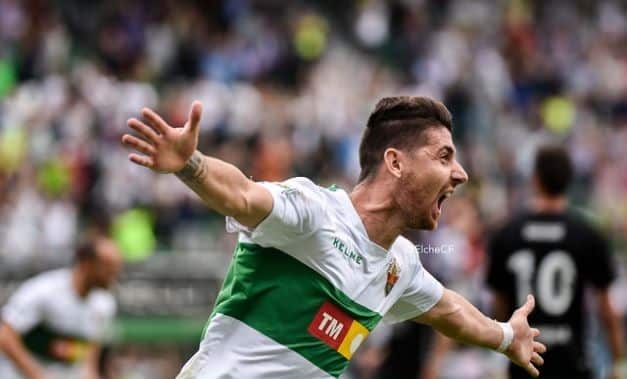 Javi Flores celebra un tanto con su antiguo equipo | Imagen: Elche CF