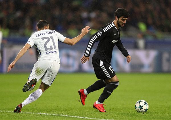 Mahir Emreli, conocido por Madatov, en un partido de Europa League entre Qarabag y Chelsea