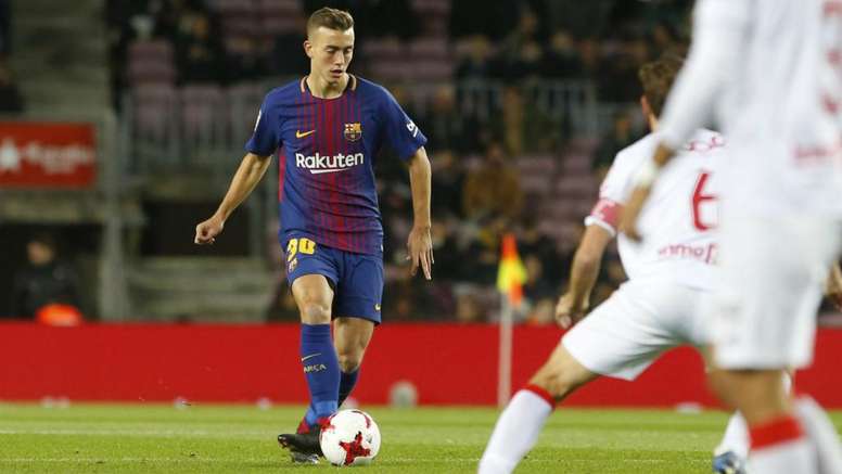 Oriol Busquets en un encuentro con el primer equipo