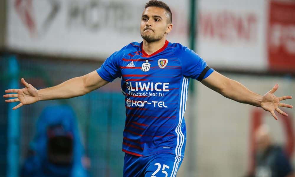 Aleksandar Sedlar con el Piast Gliwice