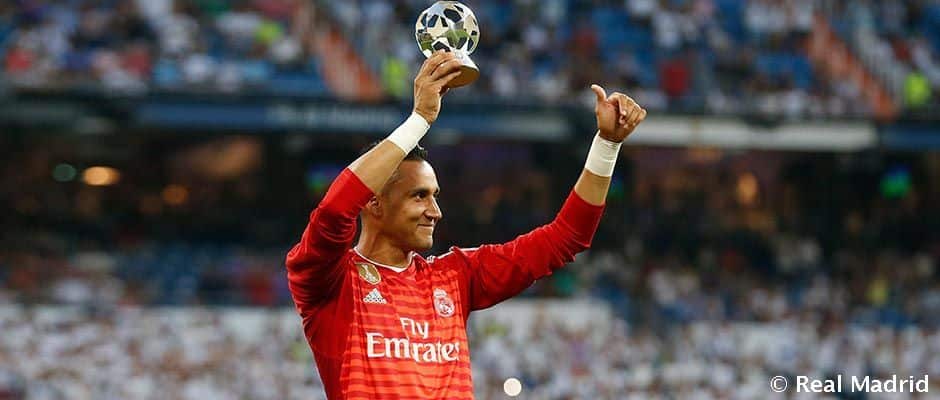 Keylor recibe el premio a mejor portero de Europa. https://www.google.com/url?sa=i&source=images&cd=&ved=2ahUKEwiFwO__gafkAhWJslkKHWSDDjYQjRx6BAgBEAQ&url=https%3A%2F%2Fwww.realmadrid.com%2Fnoticias%2F2018%2F12%2Fkeylor-navas-cumple-32-anos&psig=AOvVaw0JwZSnaqmadiPLpJEj6_IR&ust=1567131359945093