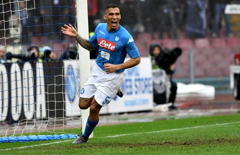 Allan en un partido con el SSC Napoli