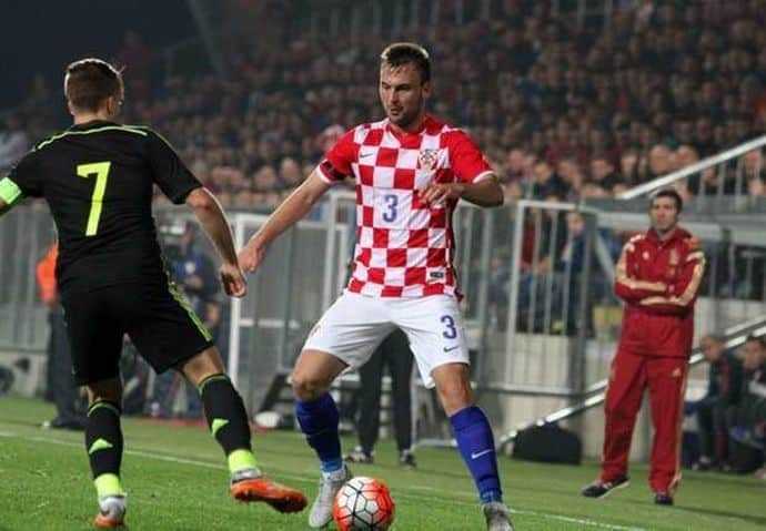 Antonio Milic en uno de los partidos que disputó con Croacia