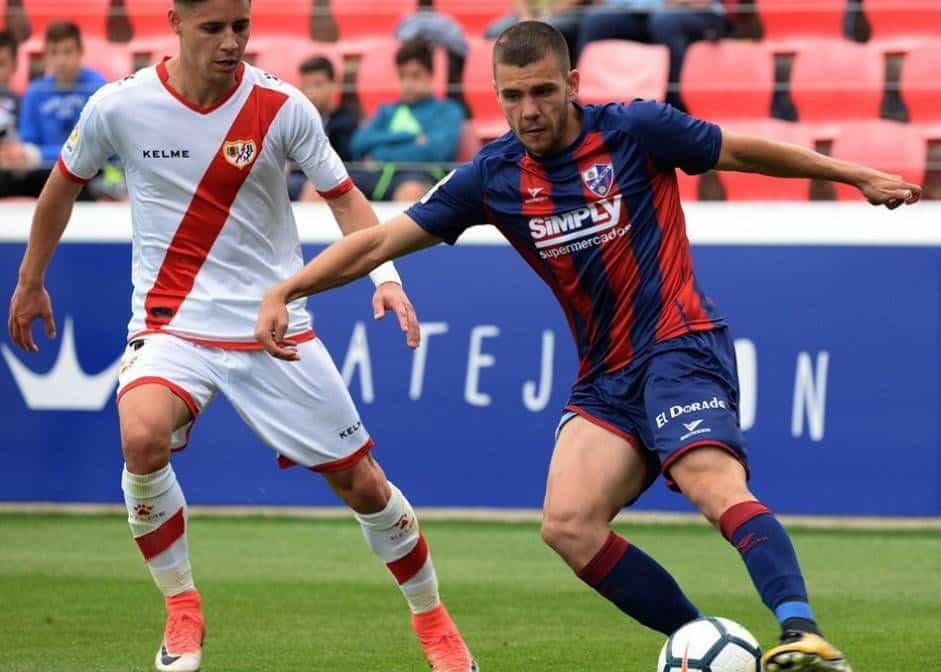 Gallar en un partido con el Huesca