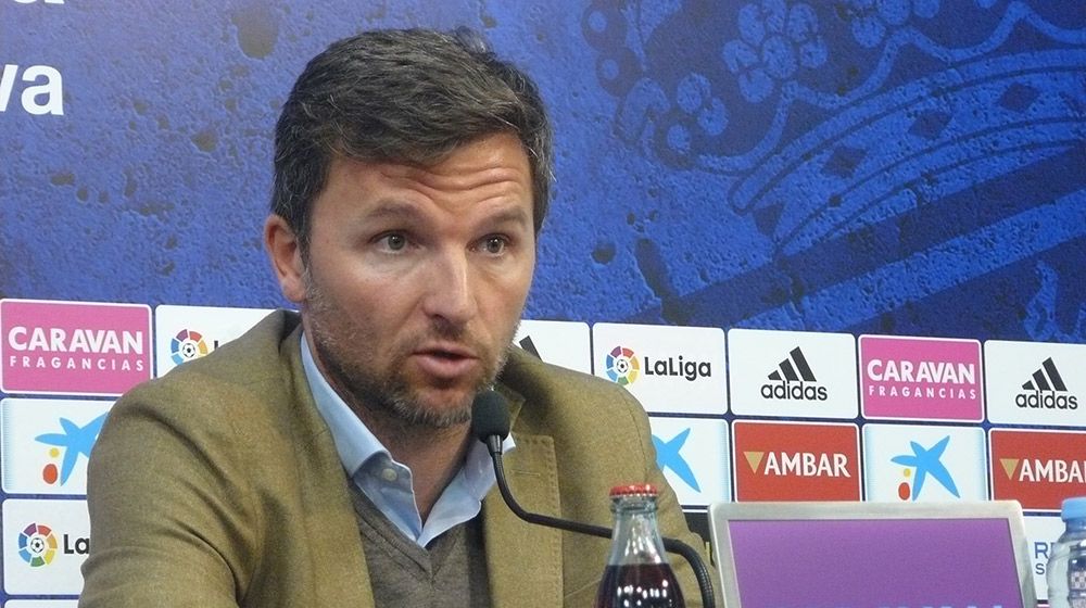 Lalo Arantegui, director deportivo del Real Zaragoza en rueda de prensa