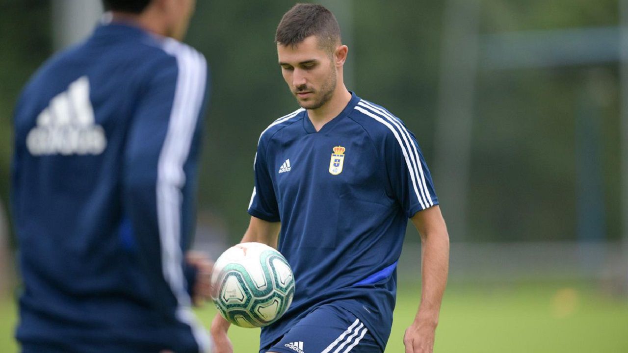 Lucas. Real Oviedo