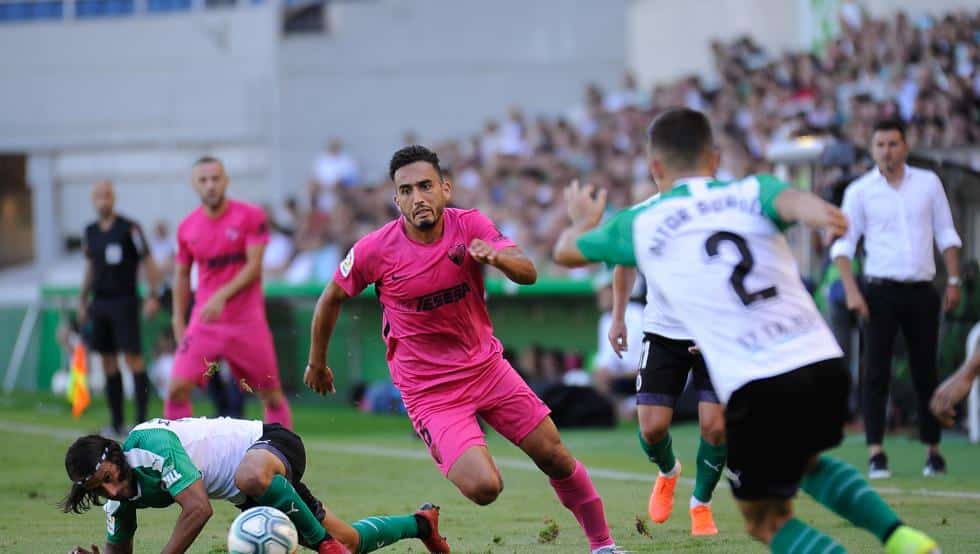 Lance del encuentro entre Racing de Santander y Málaga del pasado sábado en el que el cuadro racinguista denuncia alineación indebida