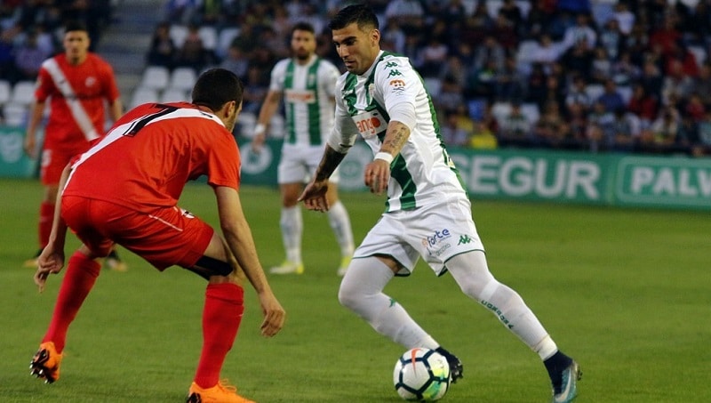 Reyes, con la camiseta blanquiverde, durante el último encuentro entre ambos clubes | Imagen: Córdoba CF
