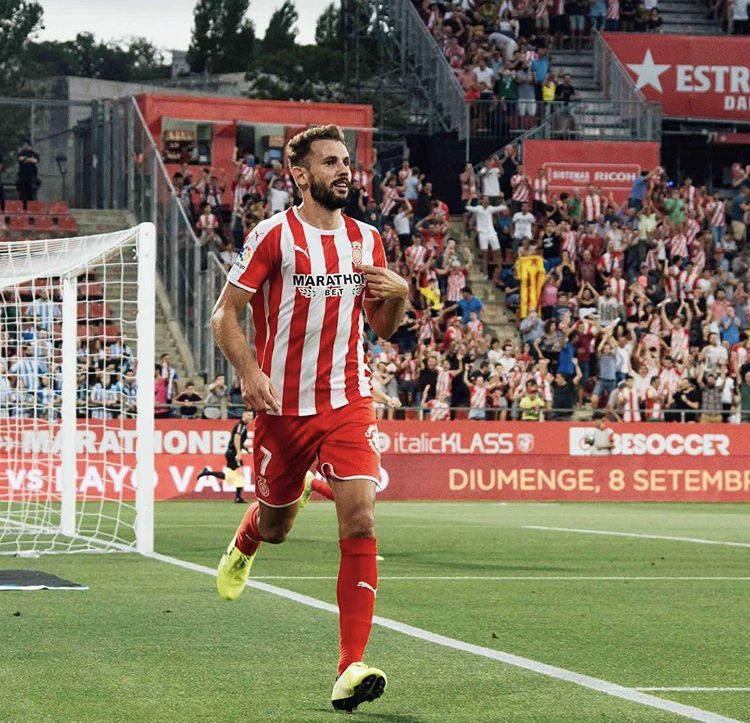 Cristhian Stuani celebrando su primer gol con el Girona